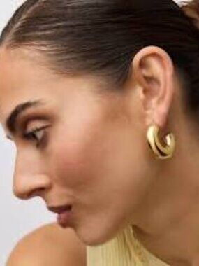 ✨Authentic Rare SWAROVSKI Bangle Hoop Gold Tone Genuine Clear Crystals Earrings